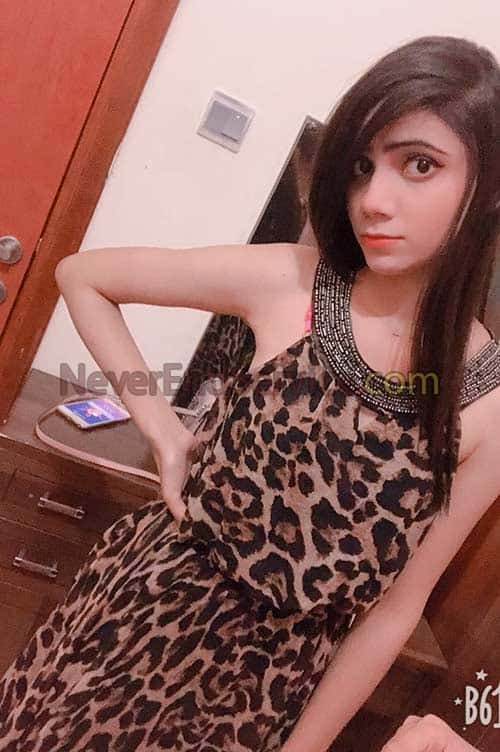 Slim girl Bangalore escorts